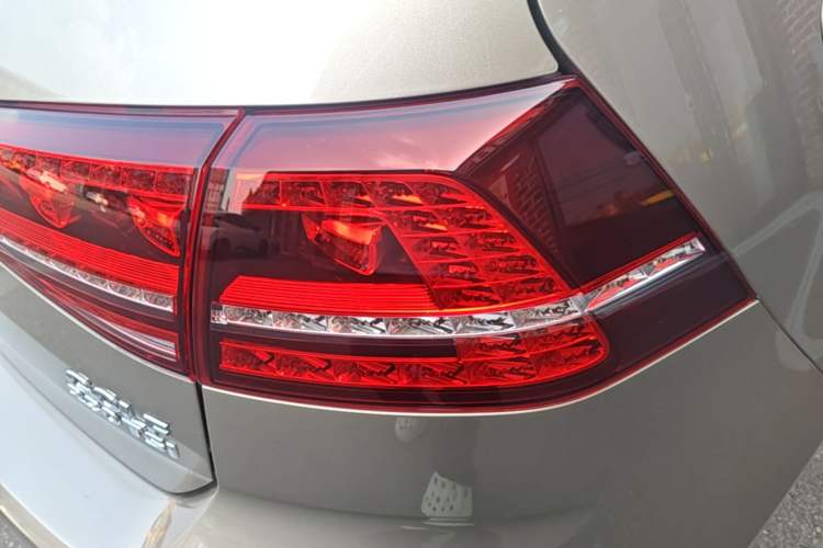 Used Volkswagen Golf 2017 230TSI Automatic Comfort Edition – Celebrating Milestone of One Million Units Right Rear Taillight