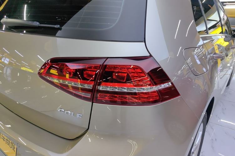 Used Volkswagen Golf 2017 230TSI Automatic Comfort Edition – Celebrating Milestone of One Million Units Right Rear Taillight