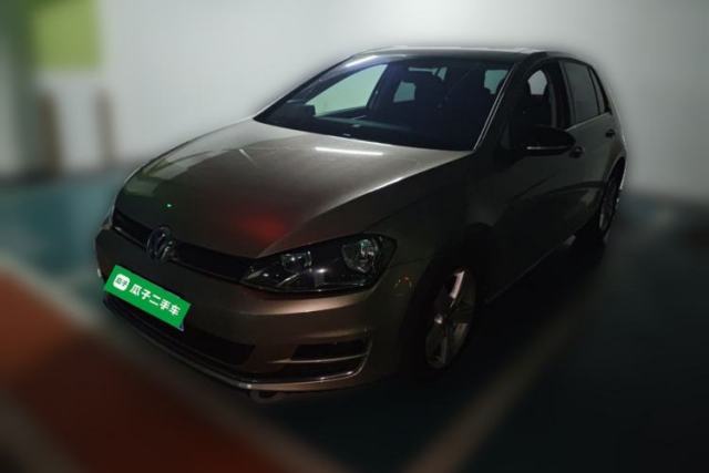 Used Volkswagen Golf 2017 1.6L Automatic Comfort Million-Vehicle Anniversary Edition