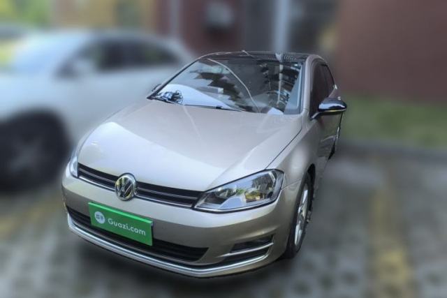 Used Volkswagen Golf 2017 1.6L Automatic Comfort Million-Vehicle Anniversary Edition