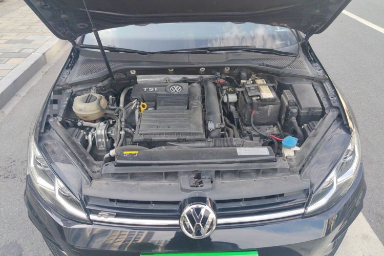 Used Volkswagen Golf 2018 280TSI Automatic R-Line Model Engine Bay