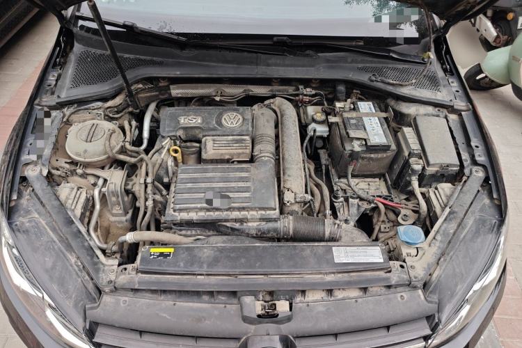 Used Volkswagen Golf 2018 280TSI Automatic R-Line Model Engine Bay
