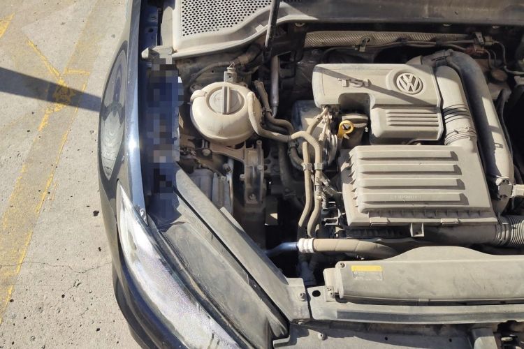 Used Volkswagen Golf 2018 280TSI Automatic R-Line Model Engine Bay Right