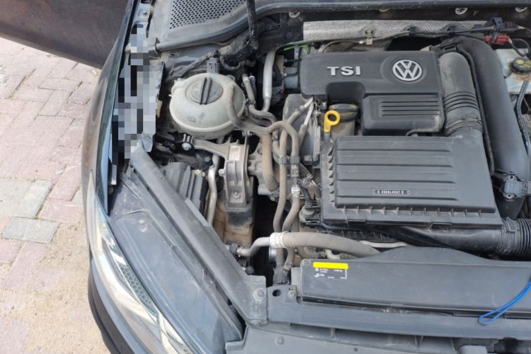 Used Volkswagen Golf 2018 280TSI Automatic R-Line Model Engine Bay Right
