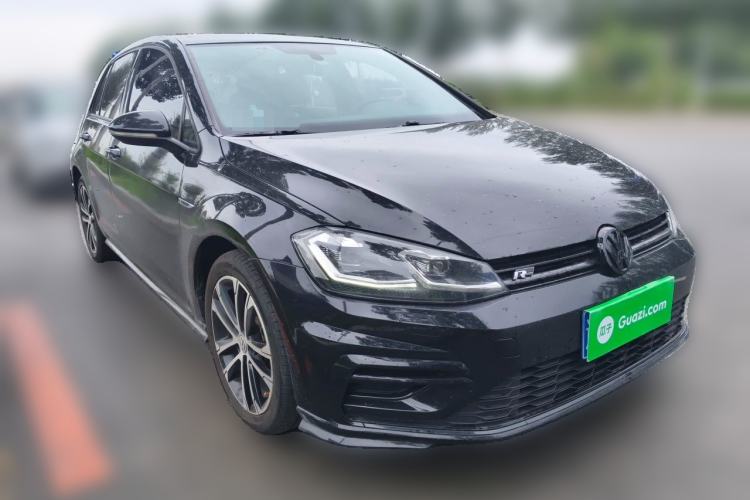 Used Volkswagen Golf 2018 280TSI Automatic R-Line Model Front Right 45 Deg