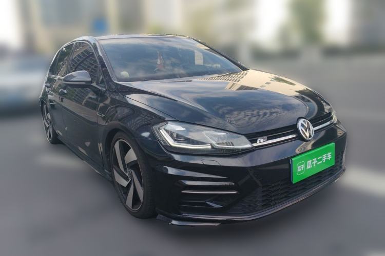 Used Volkswagen Golf 2018 280TSI Automatic R-Line Model Front Right 45 Deg