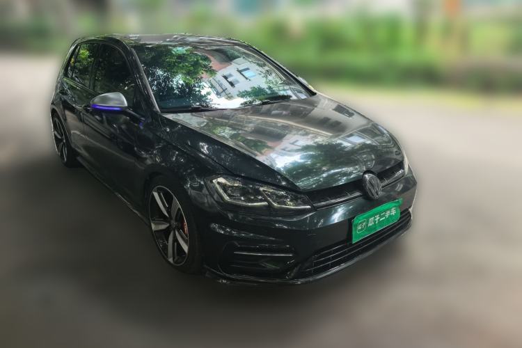 Used Volkswagen Golf 2018 280TSI Automatic R-Line Model Front Right 45 Deg