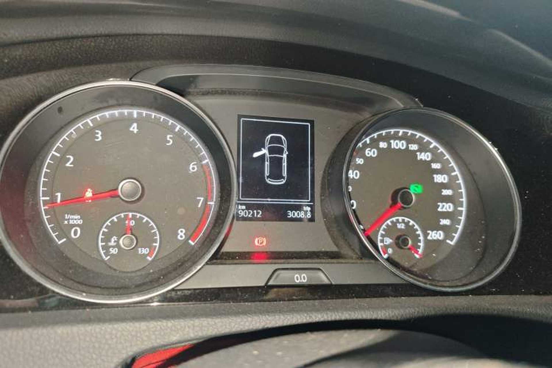 Used Volkswagen Golf 2018 280TSI Automatic R-Line Model Instrument Cluster