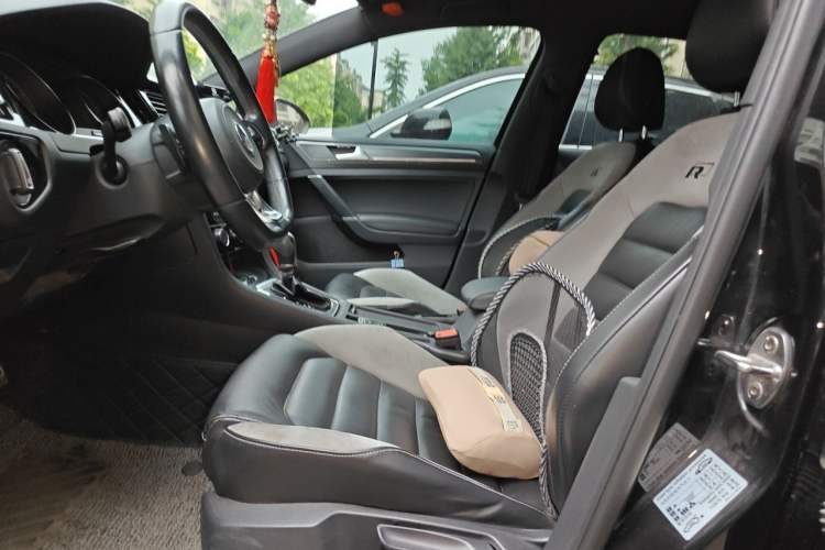 Used Volkswagen Golf 2018 280TSI Automatic R-Line Model Left Front Seat