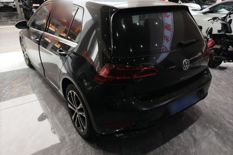 Used Volkswagen Golf 2018 280TSI Automatic R-Line Model Rear Left 45 Deg