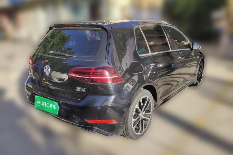Used Volkswagen Golf 2018 280TSI Automatic R-Line Model Rear Right 45 Deg