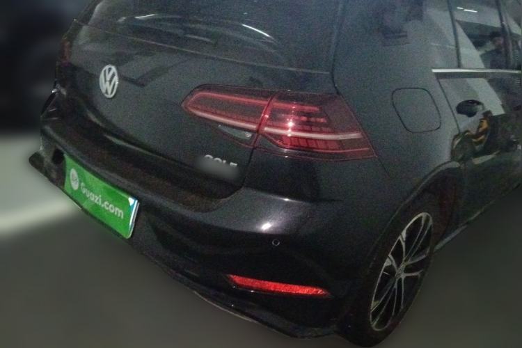 Used Volkswagen Golf 2018 280TSI Automatic R-Line Model Rear Right 45 Deg