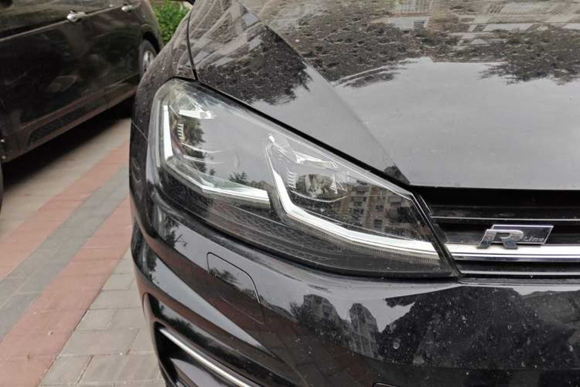 Used Volkswagen Golf 2018 280TSI Automatic R-Line Model Right Front Headlight