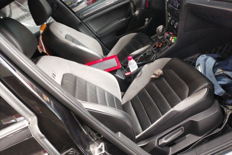 Used Volkswagen Golf 2018 280TSI Automatic R-Line Model Right Front Seat