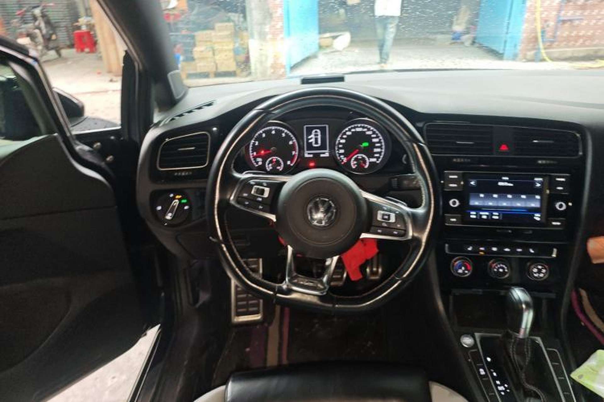 Used Volkswagen Golf 2018 280TSI Automatic R-Line Model Steering Wheel
