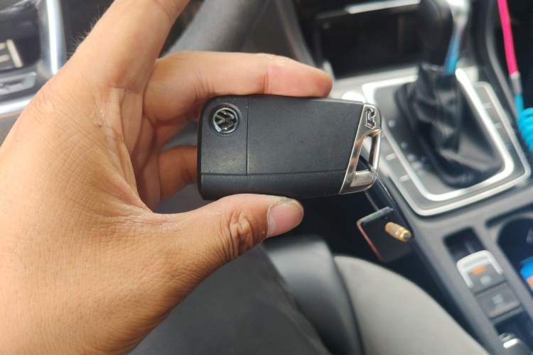 Used Volkswagen Golf 2018 280TSI Automatic R-Line Model Vehicle Key