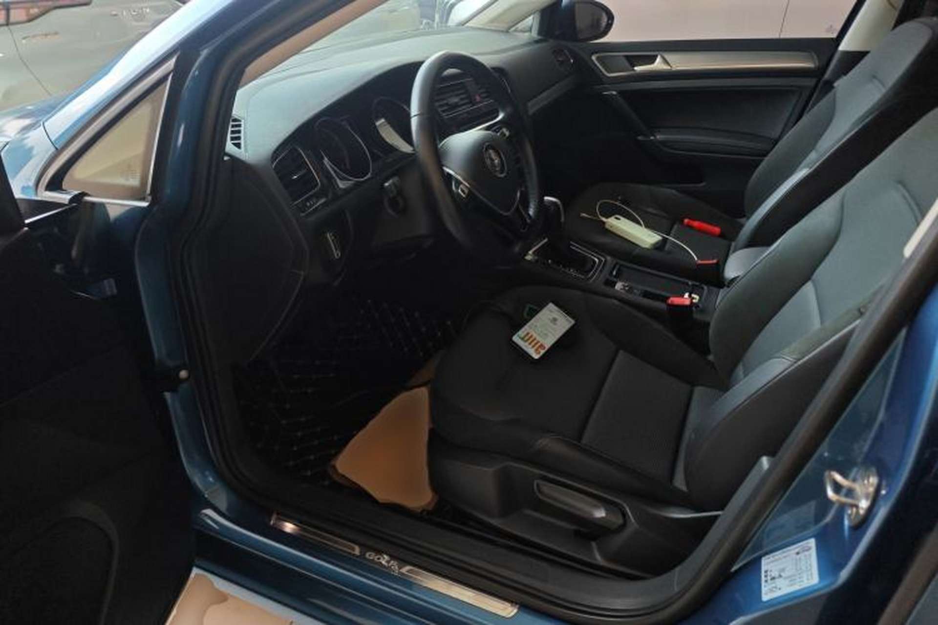 Used Volkswagen Golf 2018 230TSI Automatic Comfort Model Driver Seat