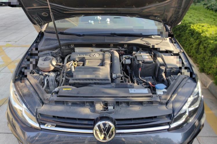 Used Volkswagen Golf 2018 280TSI Automatic R-Line Model Engine Bay