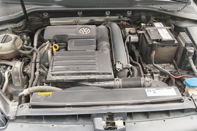 Used Volkswagen Golf 2018 280TSI Automatic R-Line Model Engine Bay
