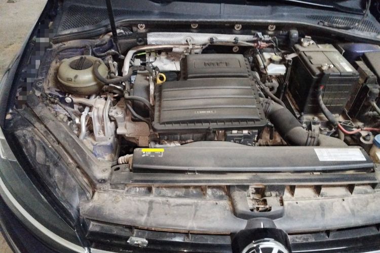 Used Volkswagen Golf 2018 1.6L Automatic Comfort Model Engine Bay Right
