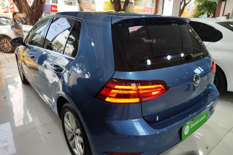 Used Volkswagen Golf 2018 230TSI Automatic Comfort Model Exterior 2