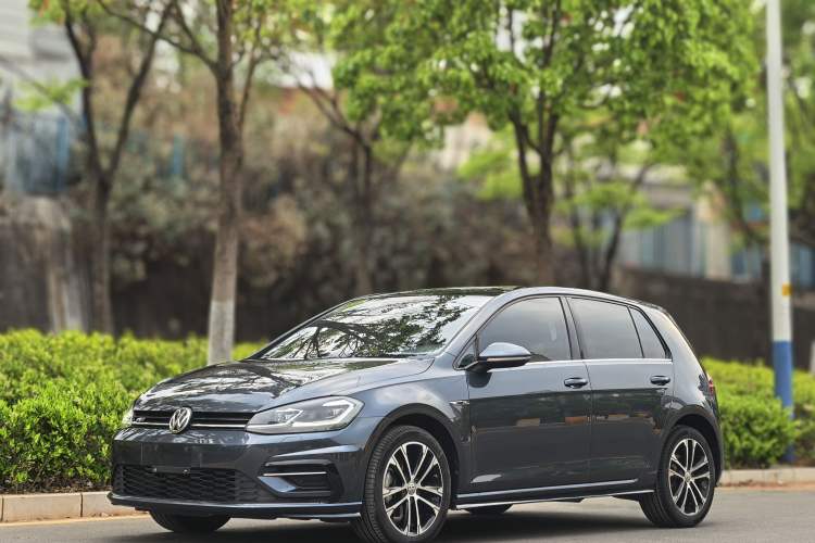 Used Volkswagen Golf 2018 280TSI Automatic R-Line Model Exterior 5