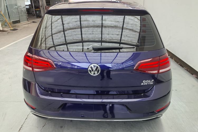 Used Volkswagen Golf 2018 230TSI Automatic Comfort Model Exterior 9