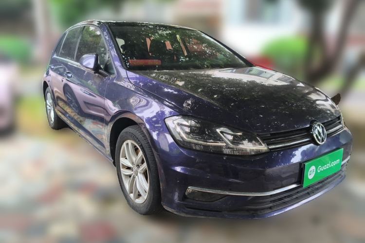 Used Volkswagen Golf 2018 1.6L Automatic Comfort Model Front Right 45 Deg