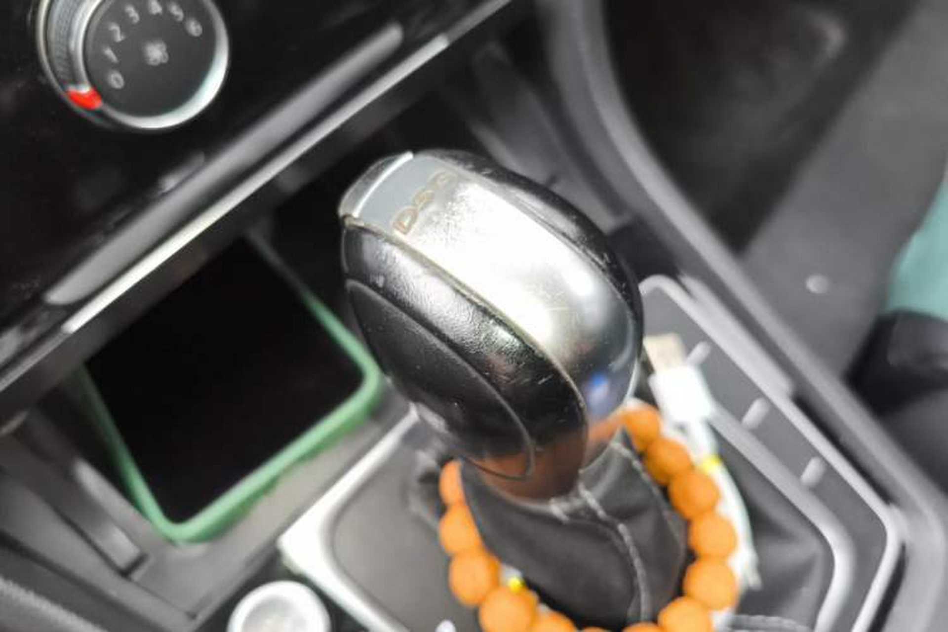 Used Volkswagen Golf 2018 280TSI Automatic R-Line Model Gear Lever