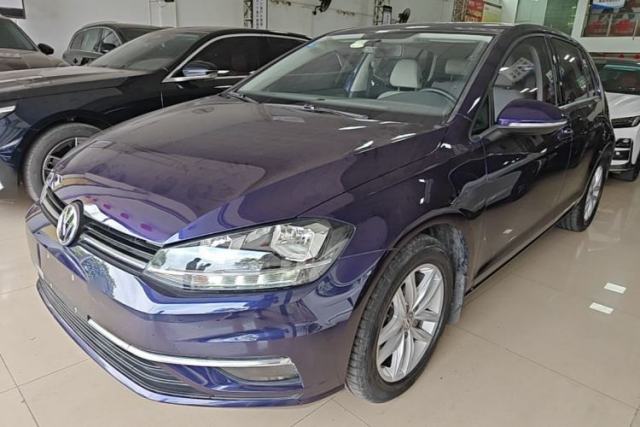Ojetý Volkswagen Golf 2018 1.6L Automatic Comfort Model
