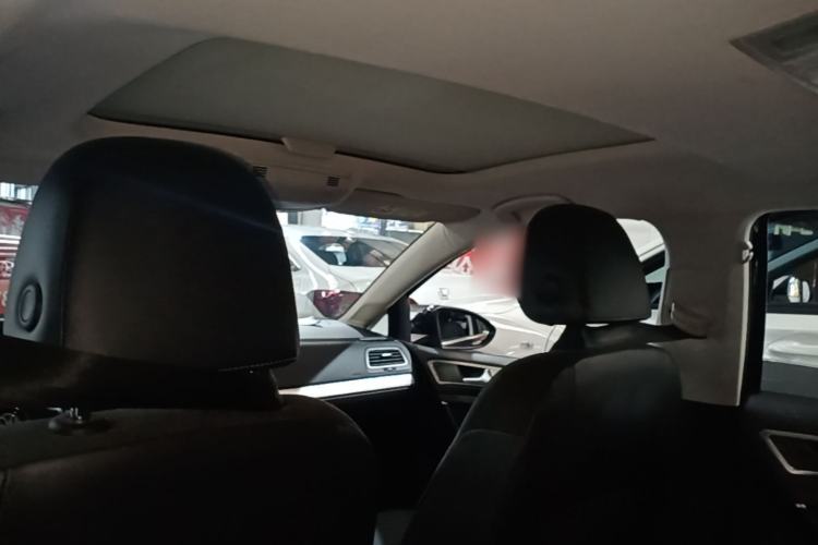 Used Volkswagen Golf 2018 230TSI Automatic Comfort Model Headliner