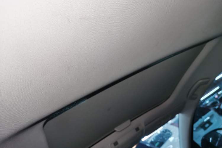 Used Volkswagen Golf 2018 230TSI Automatic Comfort Model Headliner