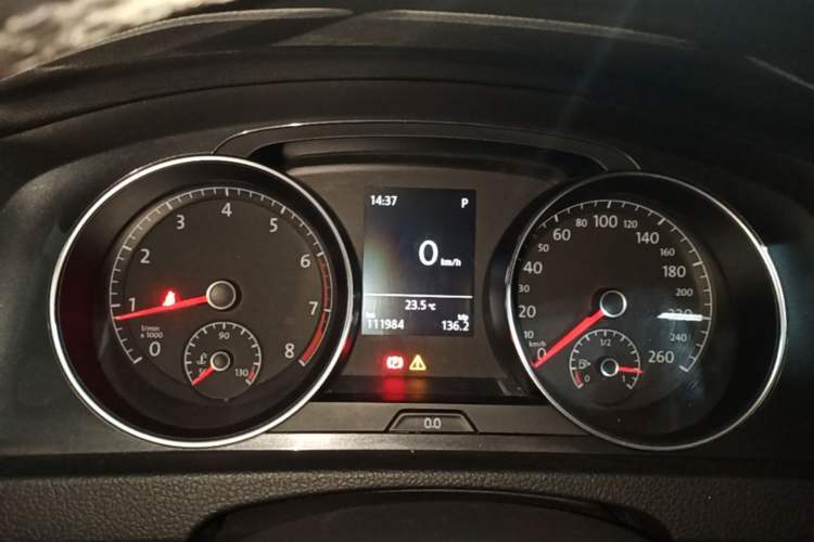 Used Volkswagen Golf 2018 230TSI Automatic Comfort Model Instrument Cluster