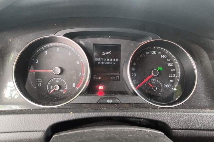 Used Volkswagen Golf 2018 1.6L Automatic Comfort Model Instrument Cluster