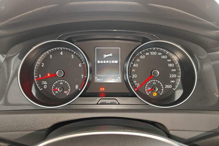 Used Volkswagen Golf 2018 1.6L Automatic Comfort Model Instrument Cluster