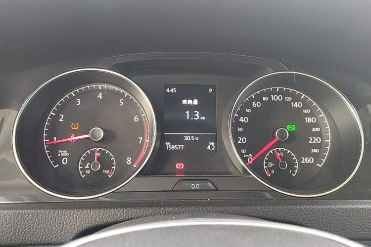 Used Volkswagen Golf 2018 230TSI Automatic Comfort Model Instrument Cluster
