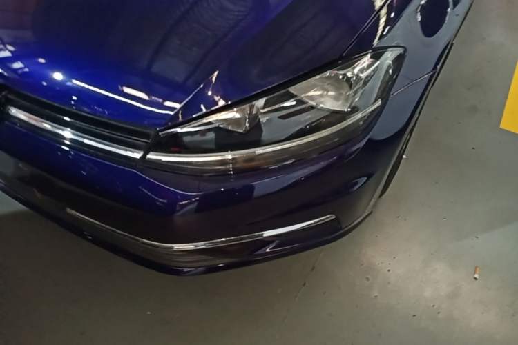 Used Volkswagen Golf 2018 230TSI Automatic Comfort Model Left Front Headlight