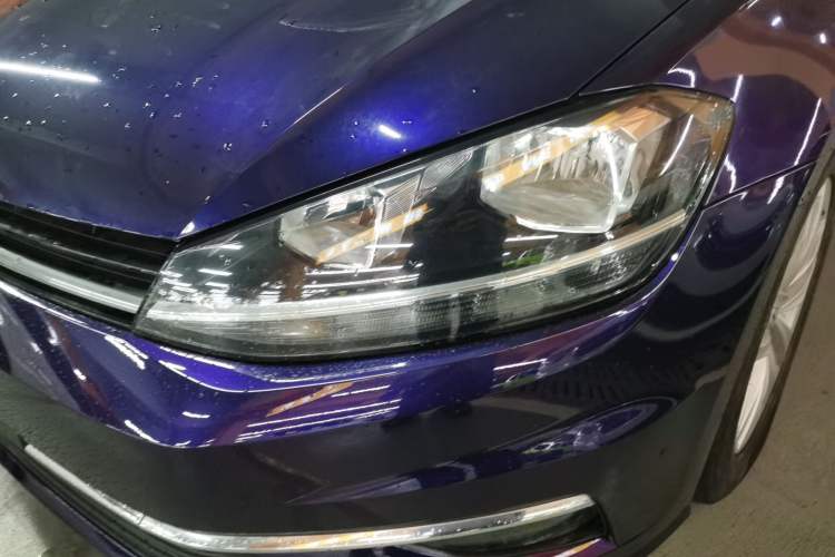 Used Volkswagen Golf 2018 230TSI Automatic Comfort Model Left Front Headlight