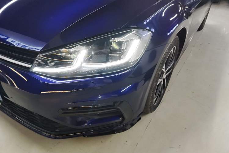 Used Volkswagen Golf 2018 230TSI Automatic Comfort Model Left Front Headlight