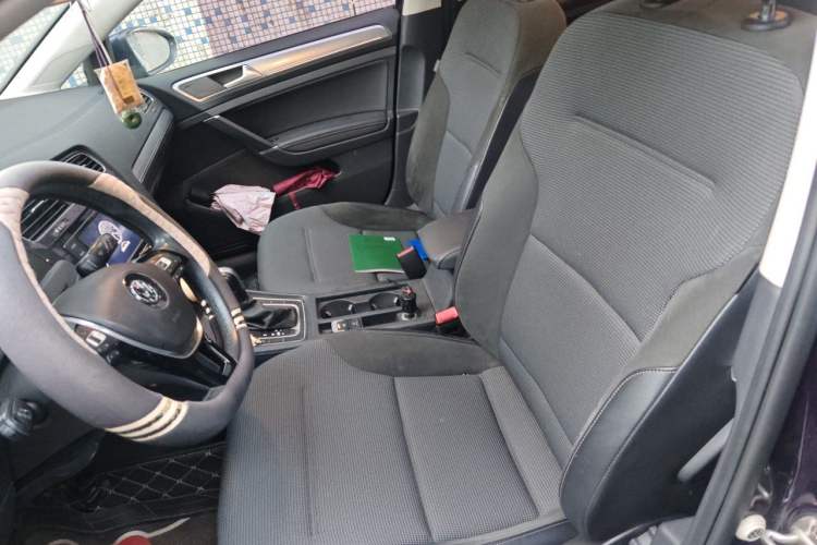 Used Volkswagen Golf 2018 230TSI Automatic Comfort Model Left Front Seat