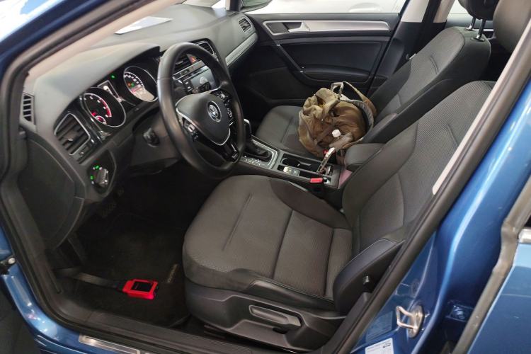 Used Volkswagen Golf 2018 230TSI Automatic Comfort Model Left Front Seat