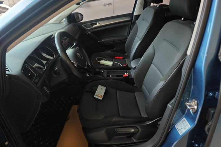 Used Volkswagen Golf 2018 230TSI Automatic Comfort Model Left Front Seat