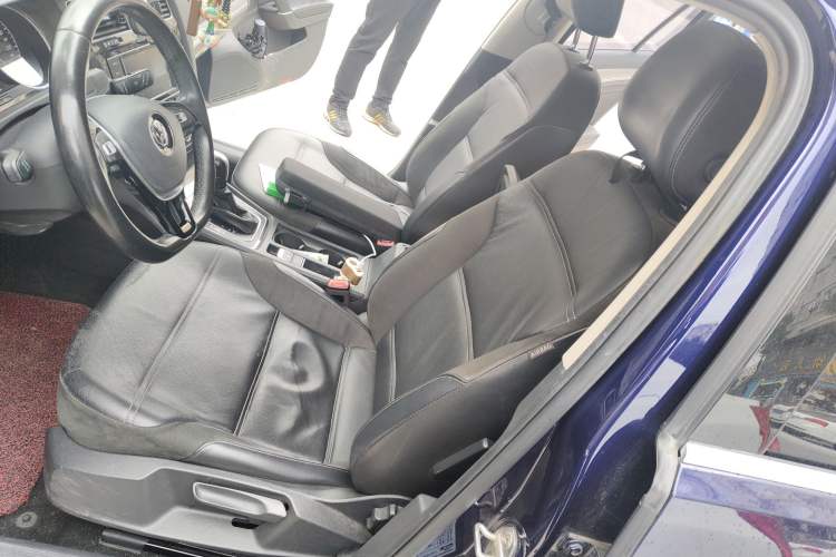 Used Volkswagen Golf 2018 230TSI Automatic Comfort Model Left Front Seat