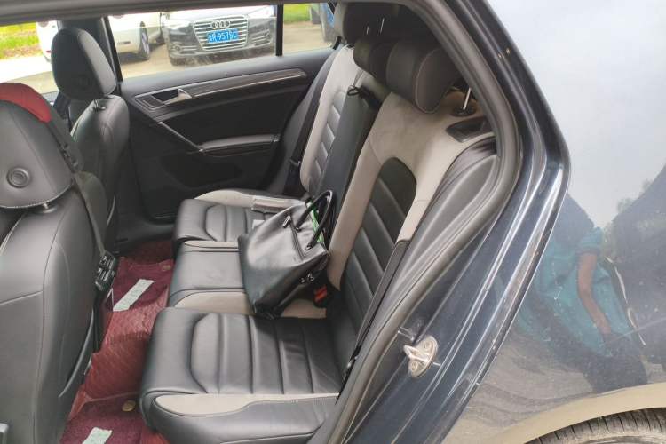 Used Volkswagen Golf 2018 280TSI Automatic R-Line Model Left Rear Seat