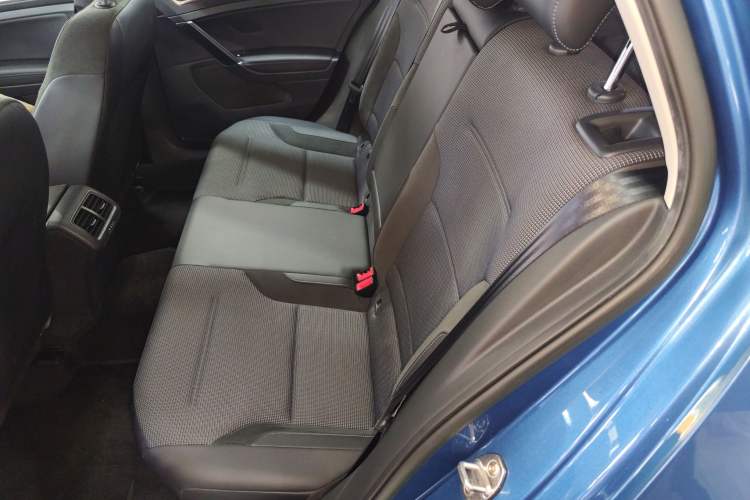 Used Volkswagen Golf 2018 230TSI Automatic Comfort Model Left Rear Seat