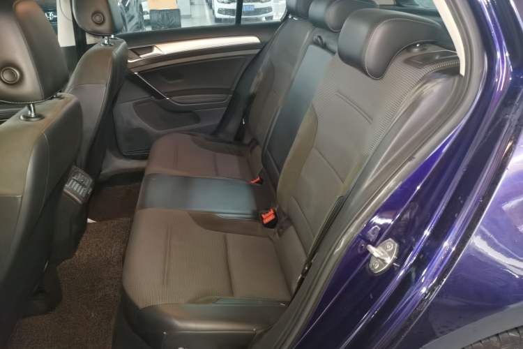 Used Volkswagen Golf 2018 230TSI Automatic Comfort Model Left Rear Seat