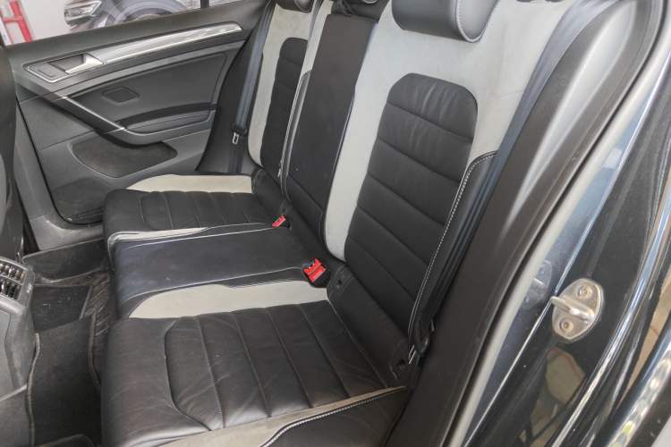 Used Volkswagen Golf 2018 280TSI Automatic R-Line Model Left Rear Seat