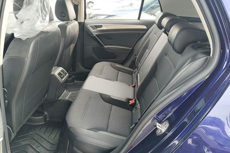 Used Volkswagen Golf 2018 230TSI Automatic Comfort Model Left Rear Seat