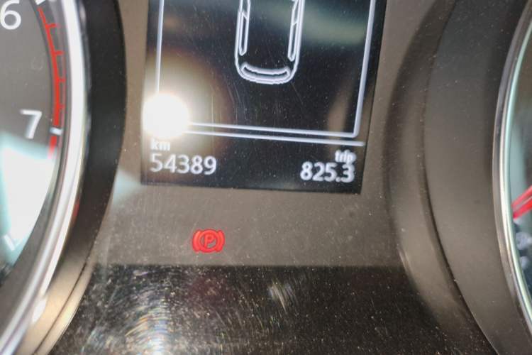 Used Volkswagen Golf 2018 280TSI Automatic R-Line Model Odometer Close Up
