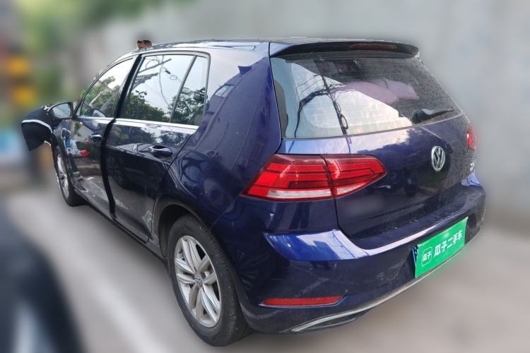 Used Volkswagen Golf 2018 230TSI Automatic Comfort Model Rear Left 45 Deg